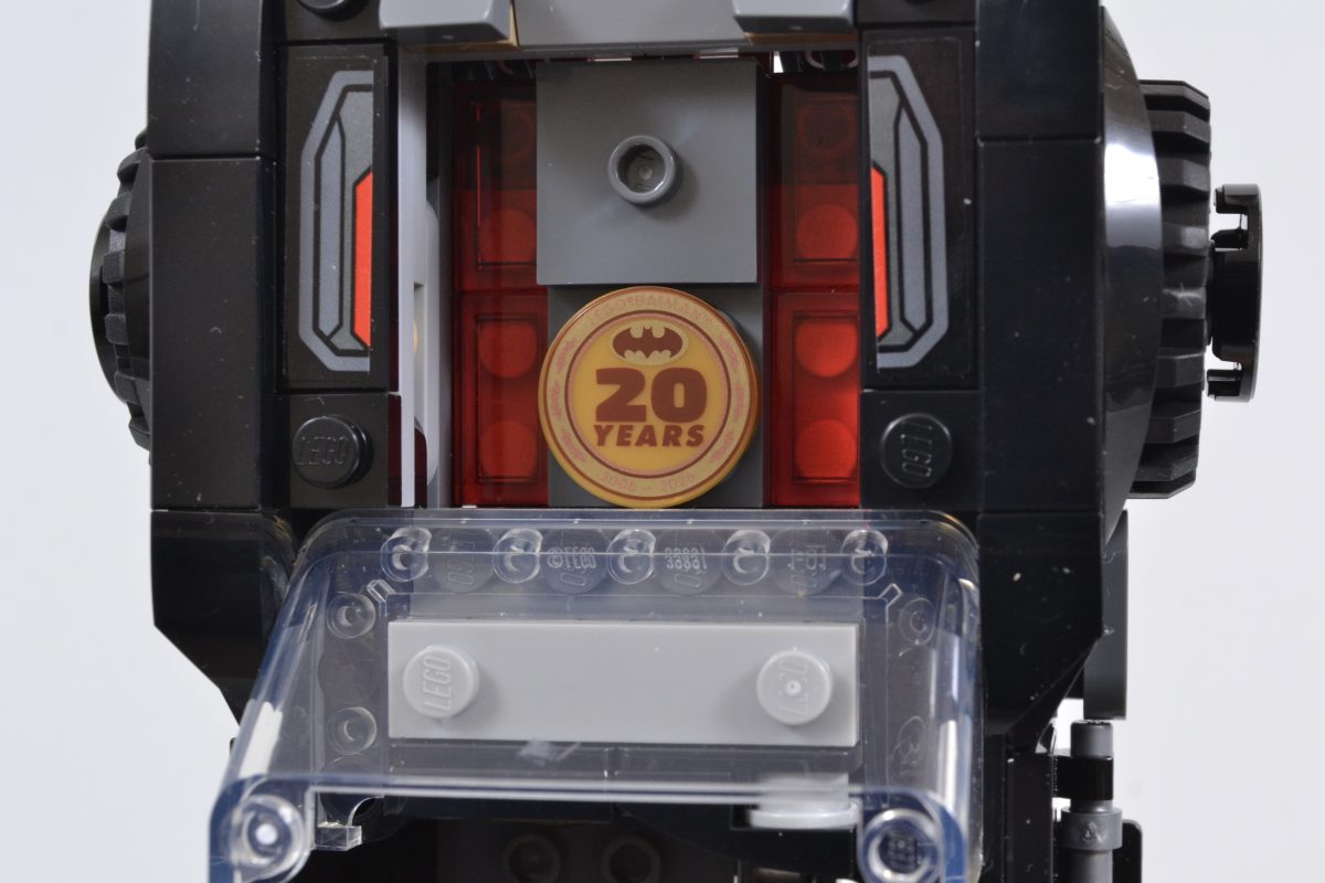 LEGO DC 76332 The Batman Batmobile 21 1200x800