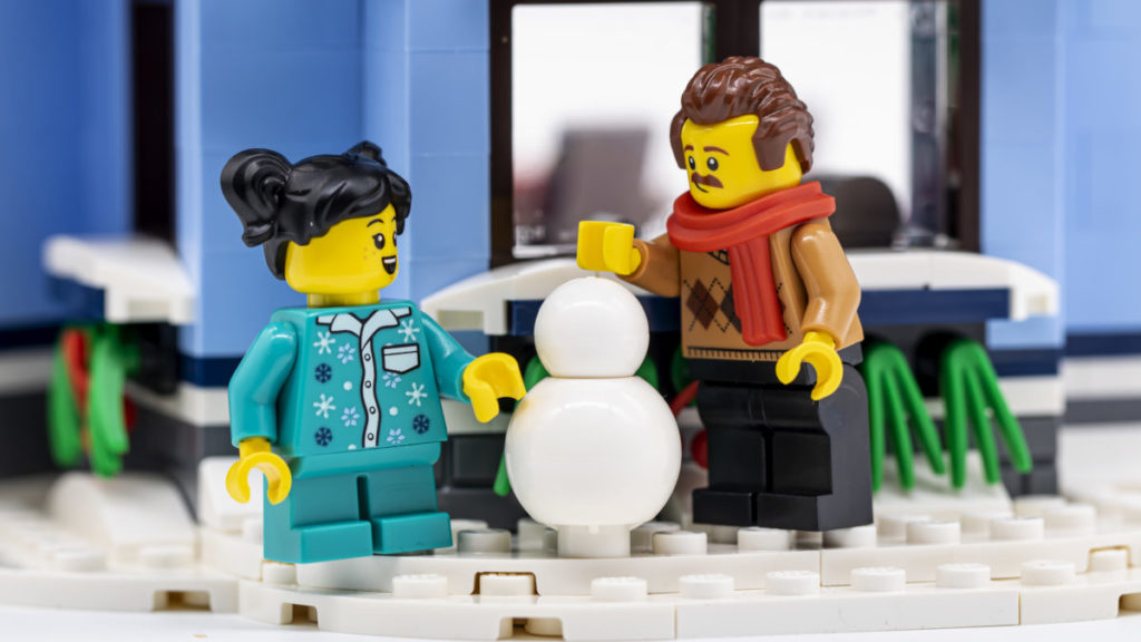 LEGO for adults 10293 Santas Visit 23 1024x576