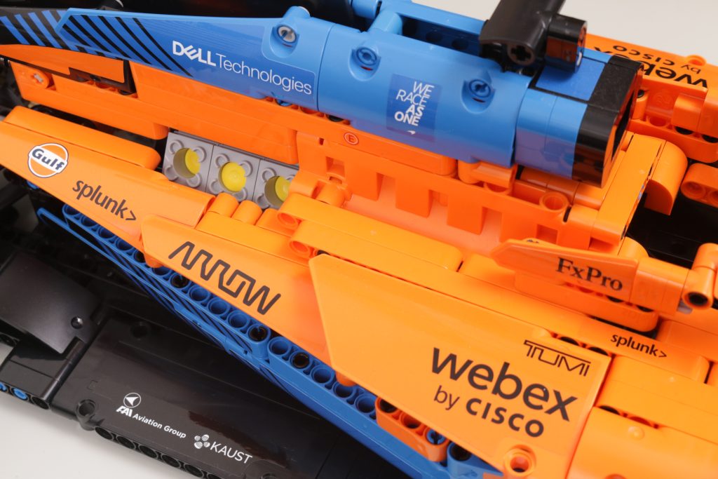 LEGO Technic 42206 Oracle Red Bull Racing RB20 F1 Car 42141 McLaren Formula 1 Race Car comparison 21 1024x683