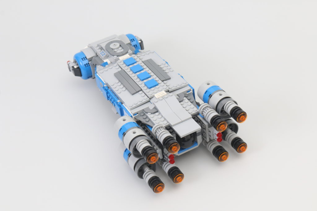 LEGO Star Wars 75293 Resistance I TS Transport review 17