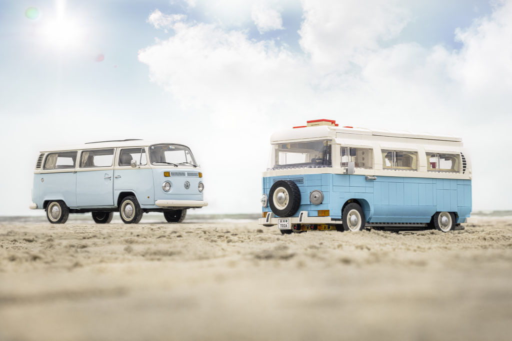 LEGO for Adults 10279 Volkswagen T2 Camper Van real life van 1