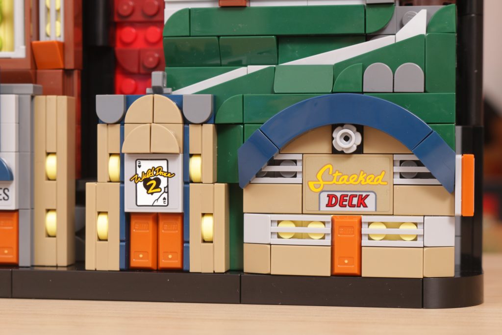 LEGO Batman 76271 Batman The Animated Series Gotham City review 47 1024x683