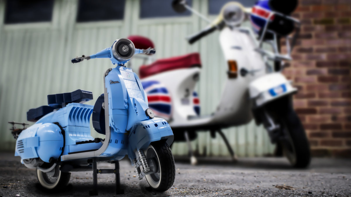 LEGO Creator Expert 10298 Vespa 125 review