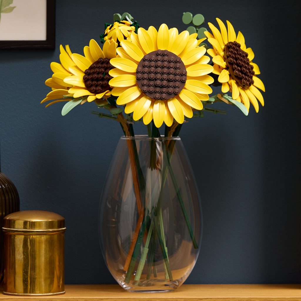 LEGO Botanicals 11502 Sunflower Bouquet 15 1024x1024