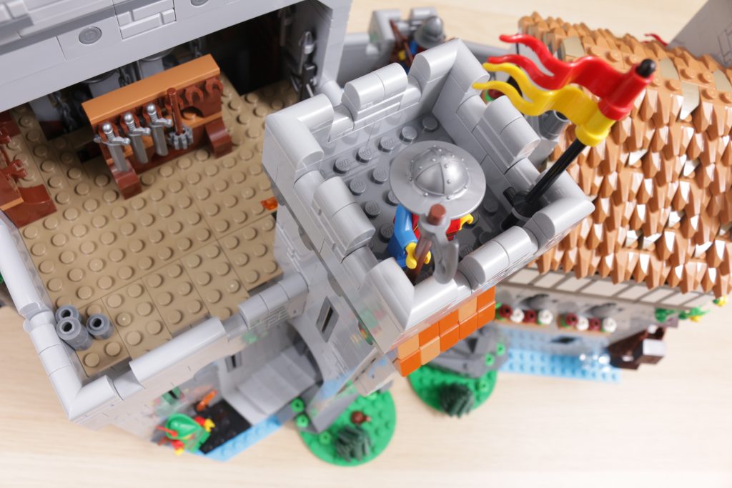 LEGO ICONS 10305 Lion Knights Castle review 97 1024x683