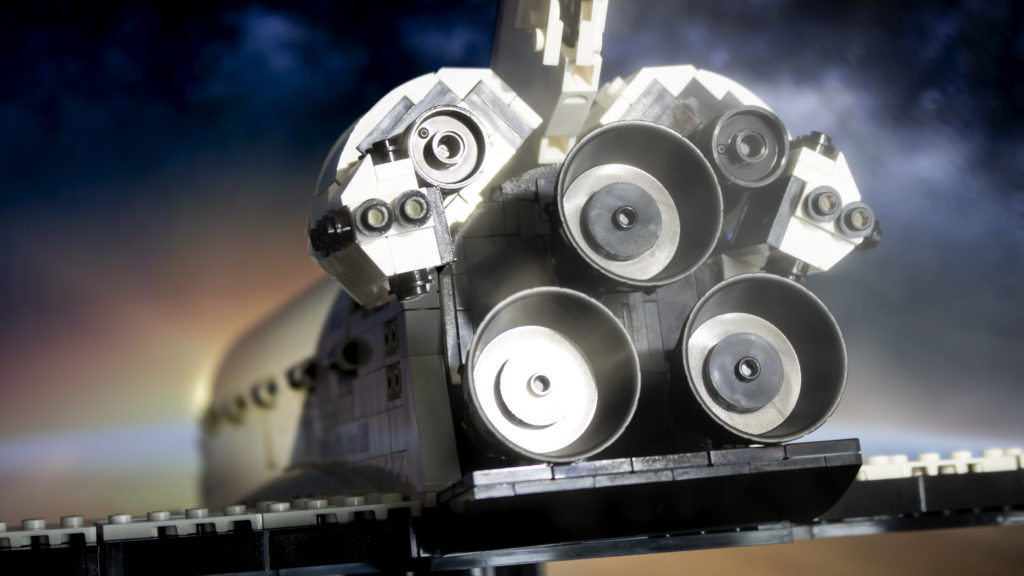 Lego Creator Expert 10283 NASA Space Shuttle Discovery featured 8