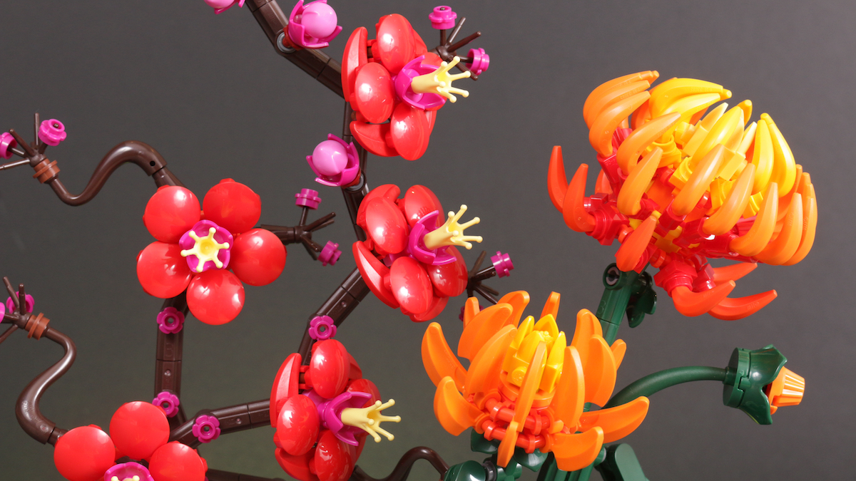 LEGO Botanical Collection 10368 Chrysanthemum and 10369 Plum Blossom review