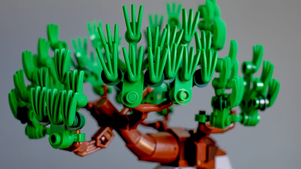 LEGO Botanicals 10373 Mini Bonsai Trees 12 1 1024x576