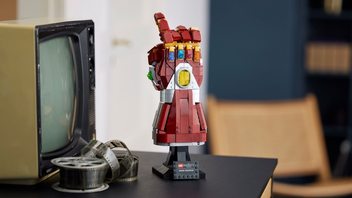 LEGO Marvel 76223 Nano Gauntlet has some really nice parts usage