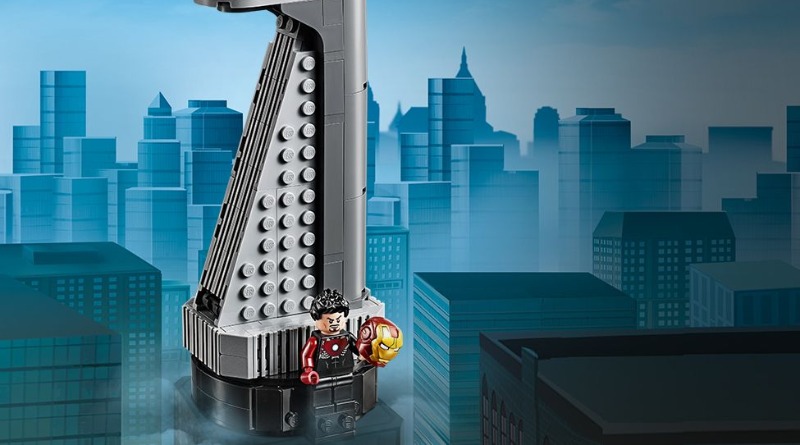 40334 Avengers Tower now available with qualifying LEGO Marvel Super Heroes purchases