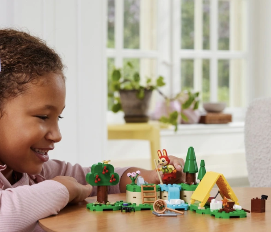 LEGO Animal Crossing 77047 Bunnies Outdoor Activities Lifestyle 2
