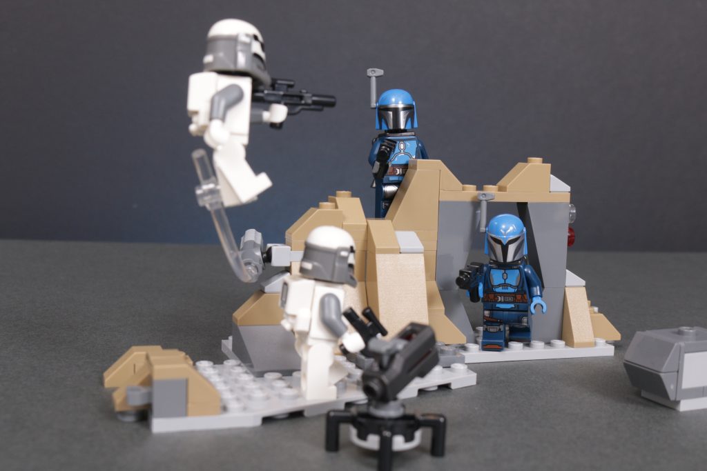LEGO Star Wars 75373 Ambush on Mandalore Battle Pack review 3 1024x683
