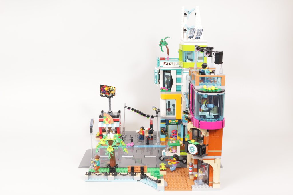 LEGO City 60380 Downtown review 7 1024x683