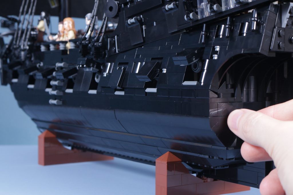 LEGO Icons 10365 Captain Jack Sparrows Pirate Ship review 11 1024x683