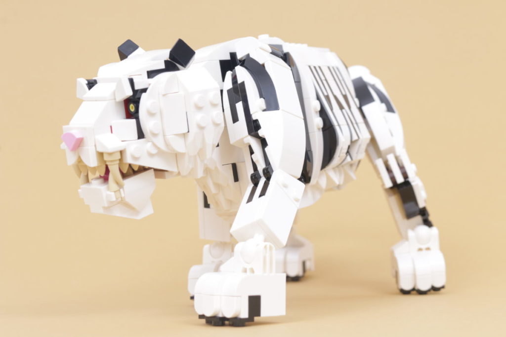 How to recolour LEGO Creator 3 in 1 31129 Majestic Tiger white 26 1024x683