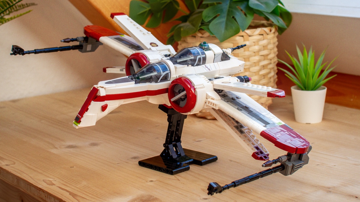 Early LEGO Star Wars ARC-170 upgrades range from the subtle to the extreme