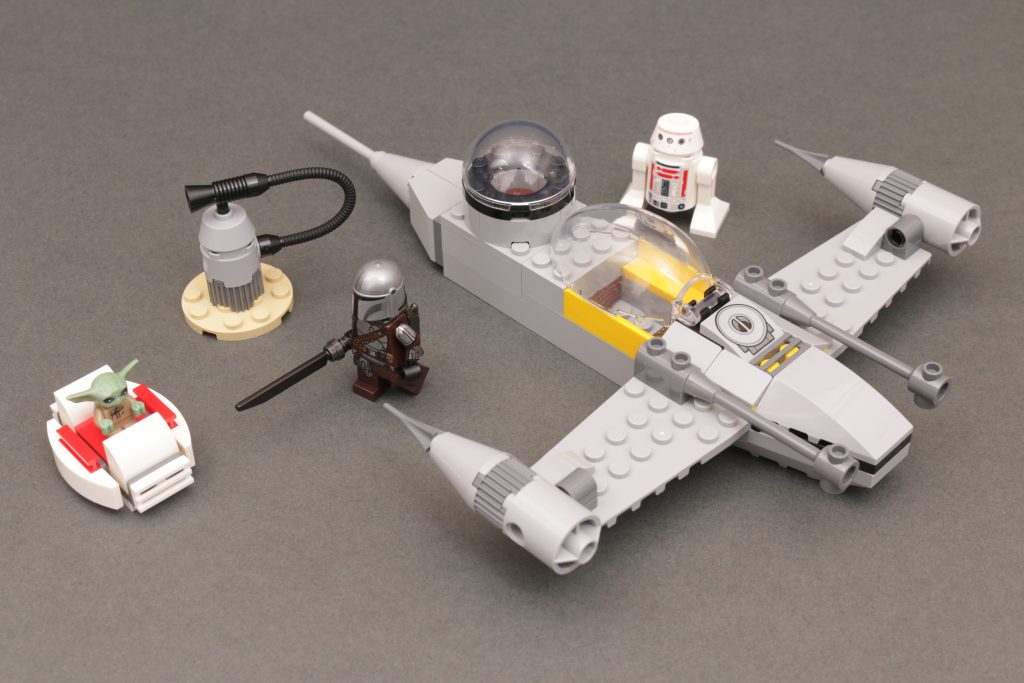 LEGO Star Wars 75410 Mando and Grogus N 1 Starfighter review 3 1024x683