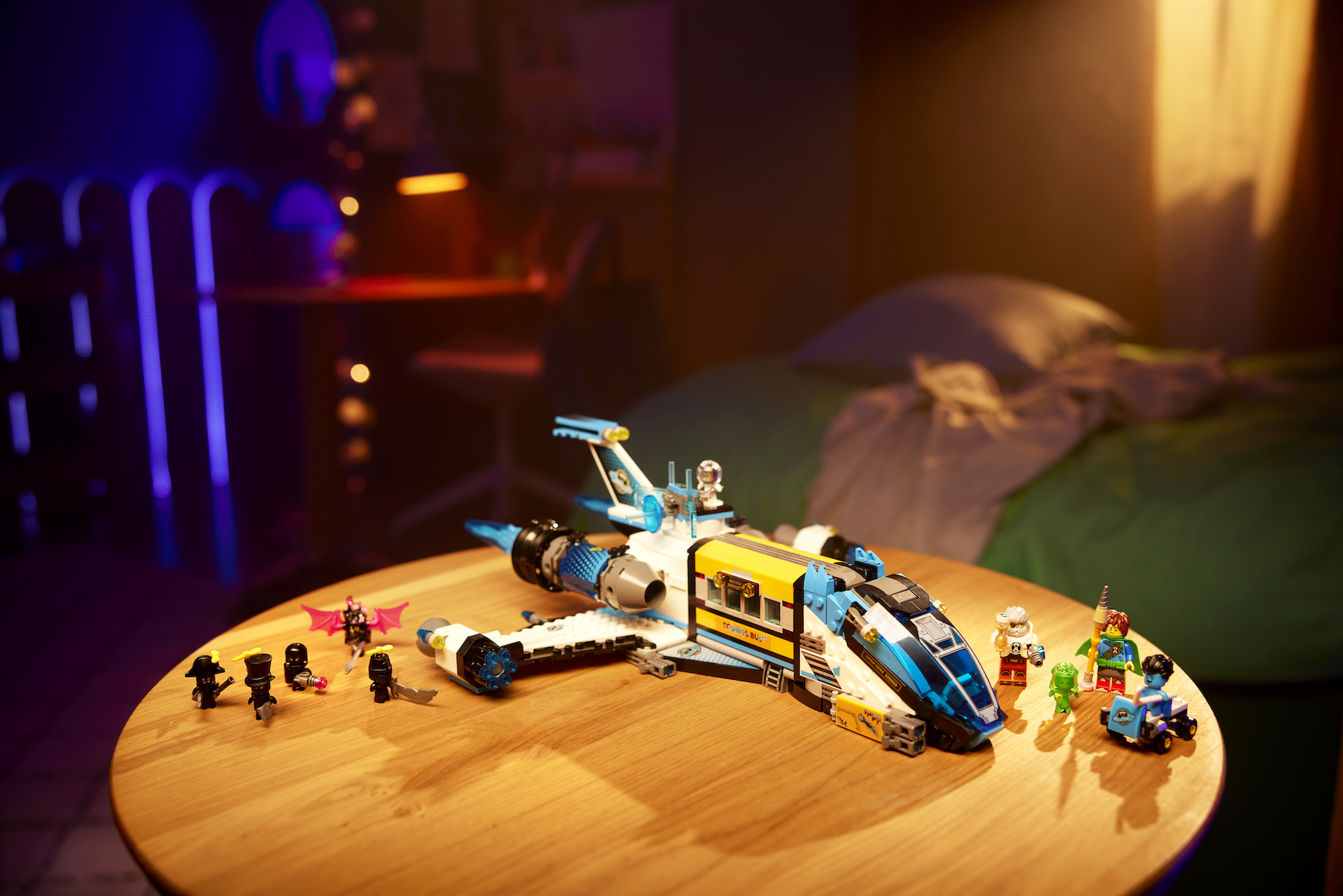 LEGO DREAMZzz 71460 Mr. Ozs Spacebus 13