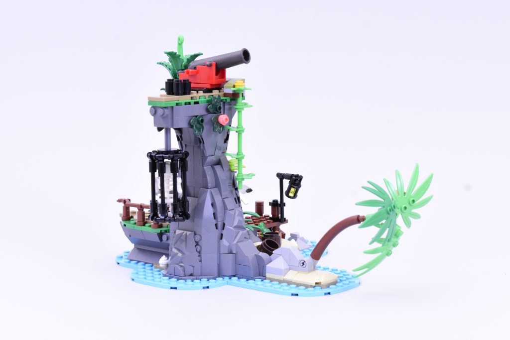 LEGO BrickLink Designer Program 910038 Ominous Isle review 27 1024x683