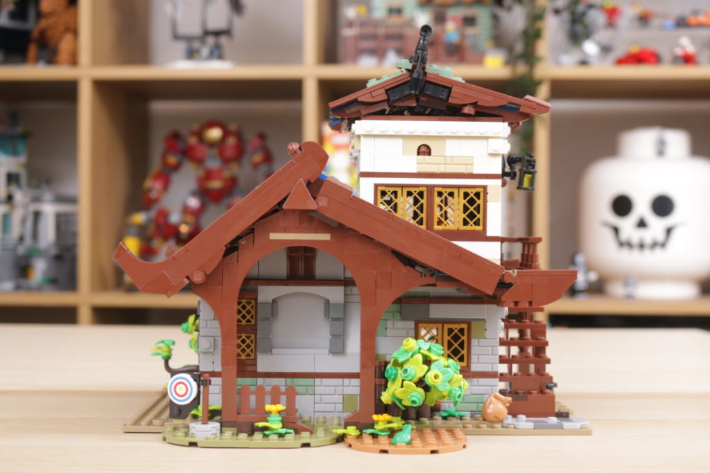 Rebuilding LEGO Ideas 21318 Medieval Blacksmith with Rebrickable 14 1024x683