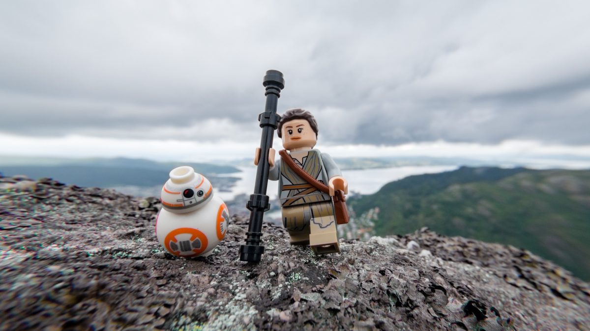 Brick Pic of the Day: Happy Birthday Daisy Ridley