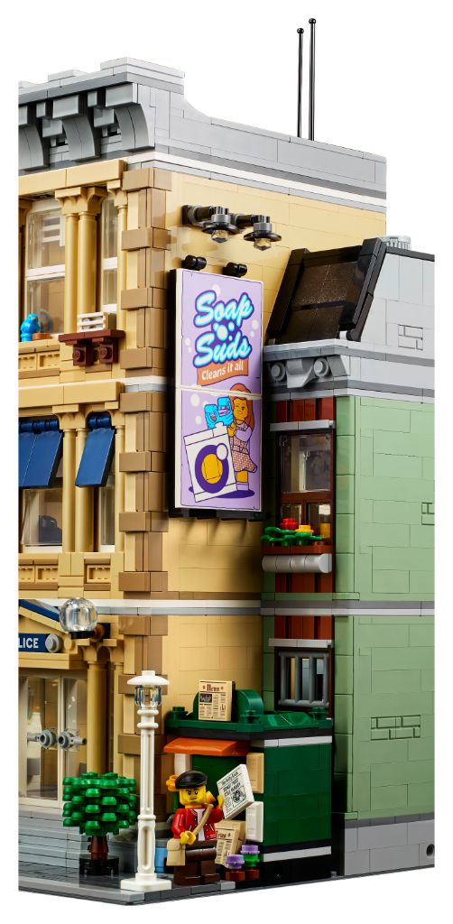 LEGO 10278 Modular Buildings Collection Police Station 29