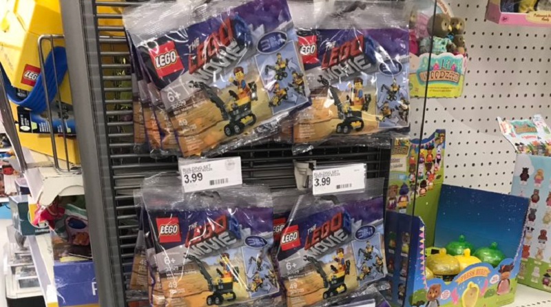 The LEGO Movie 2 30529 Mini Master-Building Emmet available in the USA