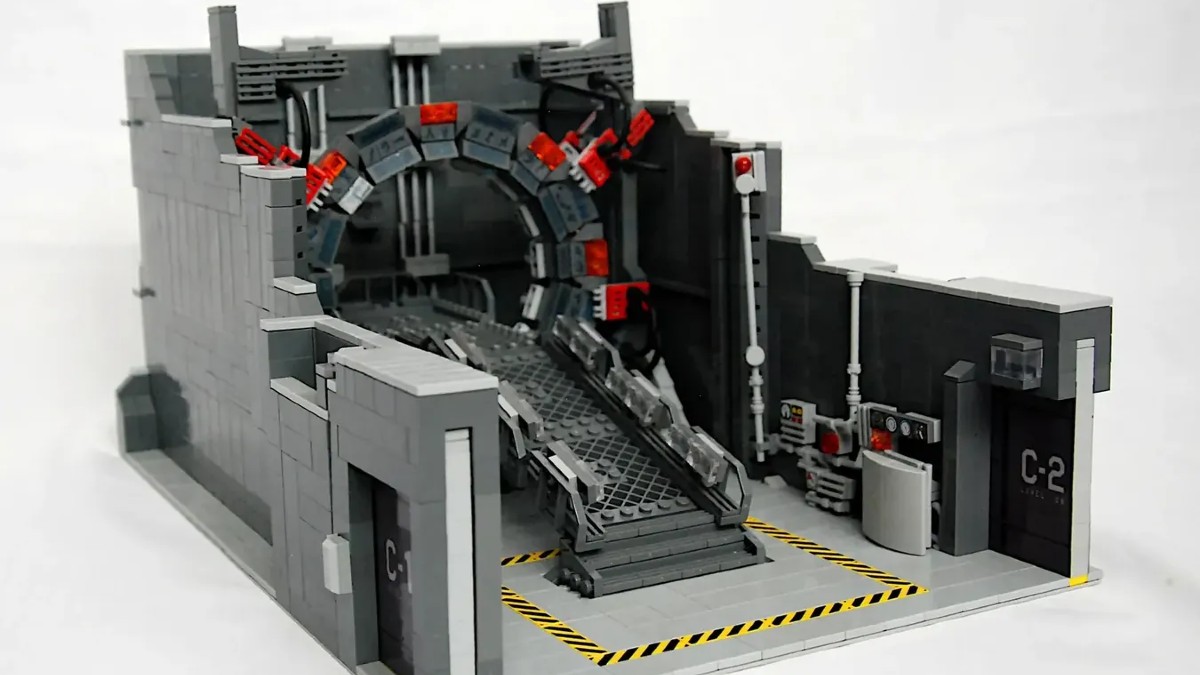 LEGO Ideas gets another chance at Stargate set in first 2023 review