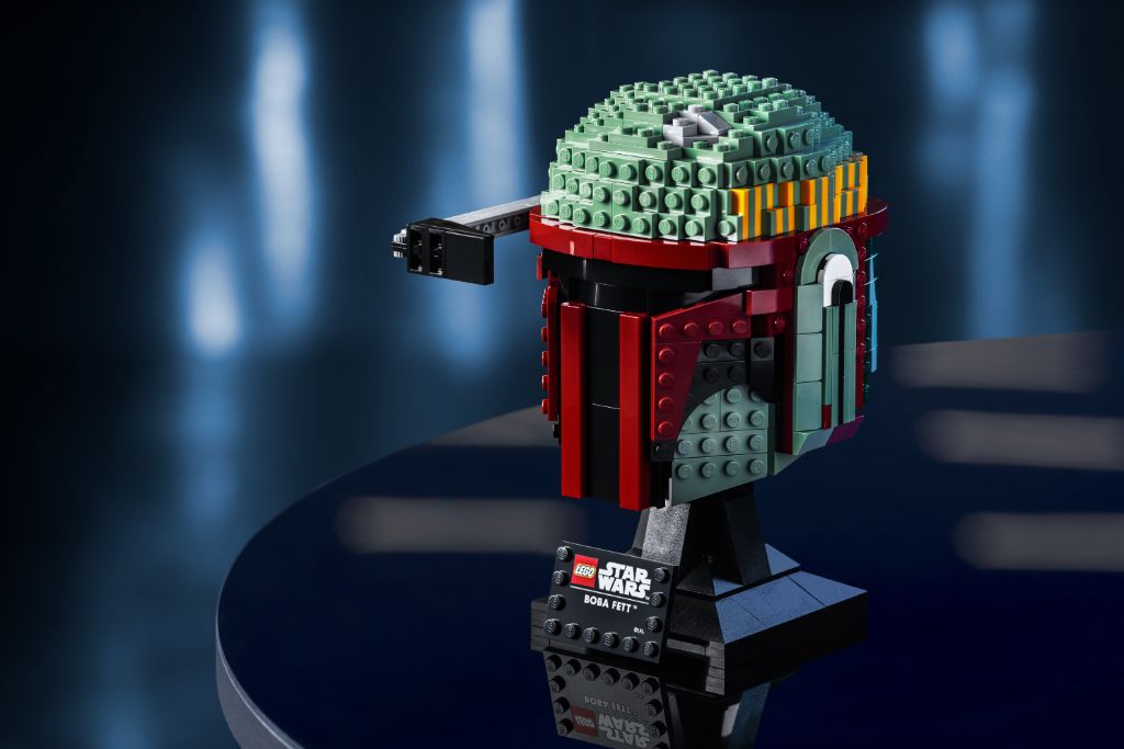 LEGO Star Wars 75277 Boba Fett Helmet 2