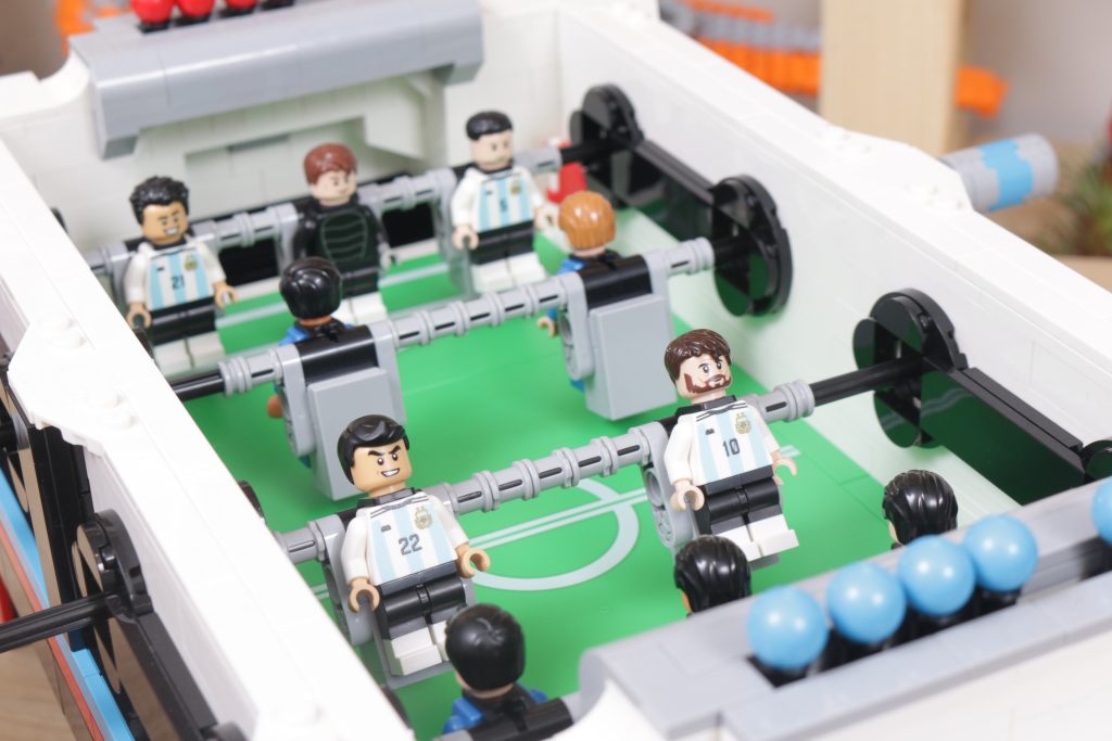 LEGO Football minifigures FIFA World Cup 2022 Qatar Brazil Argentina USA Messi Neymar McKennie FireStar Toys review 12 1024x683