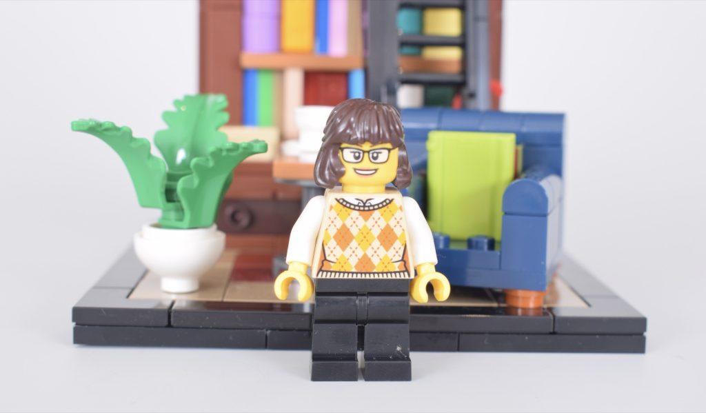 LEGO Ideas 30698 Reading Is My Passion review 12 1024x599