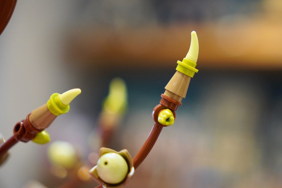 LEGO Botanicals 11510 Magnolia Branches review 13 1200x800