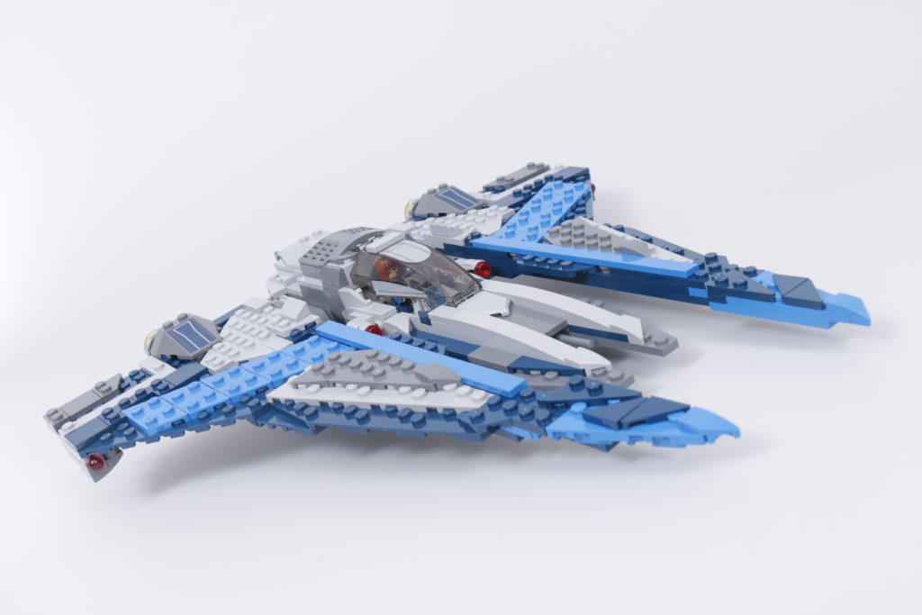 LEGO Star Wars 75316 Mandalorian Starfighter review 3