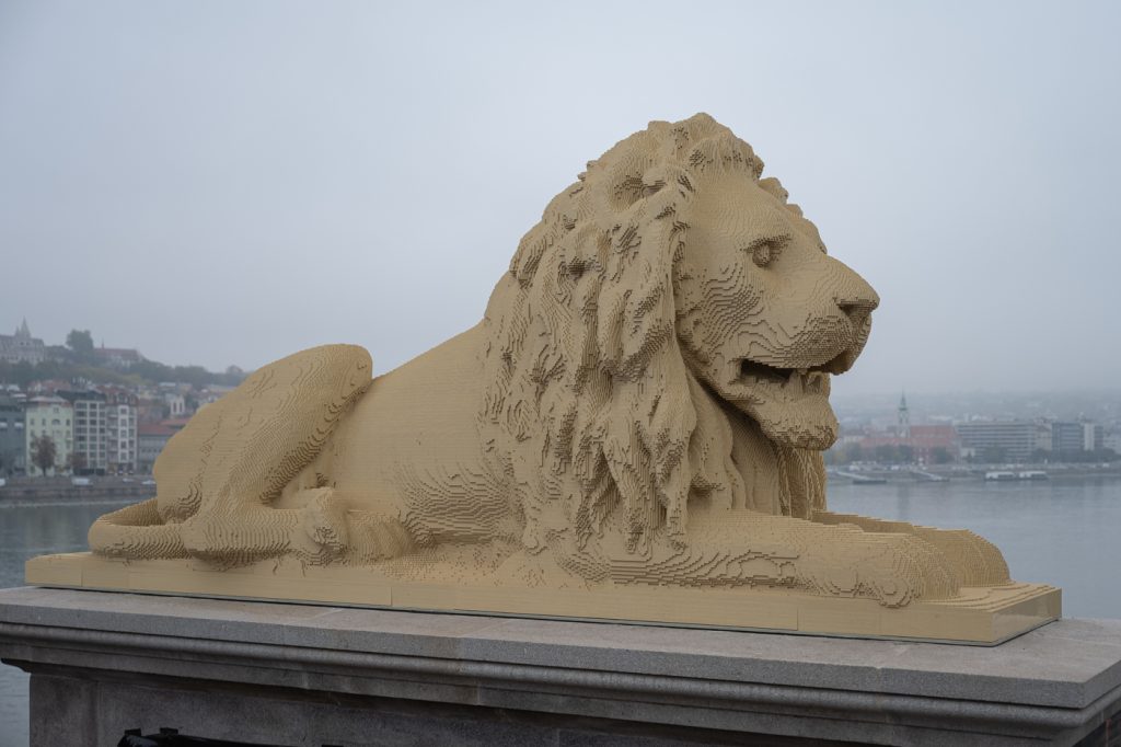 LEGO Hungary lion statue bridge 4 1024x682