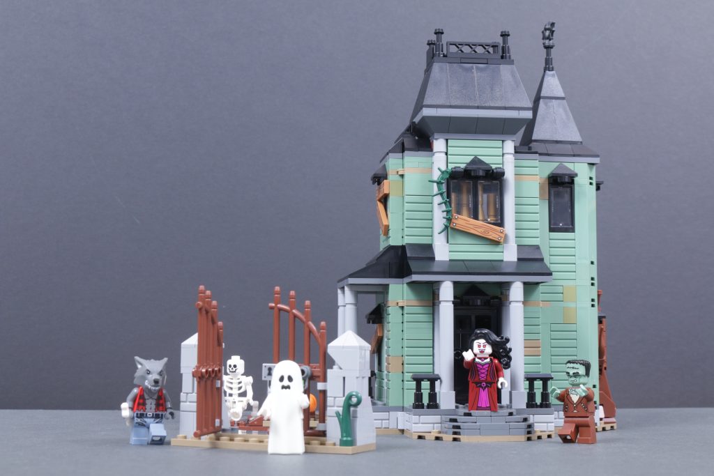 LEGO Creator 3 in 1 31167 Haunted Mansion review 32 1024x683