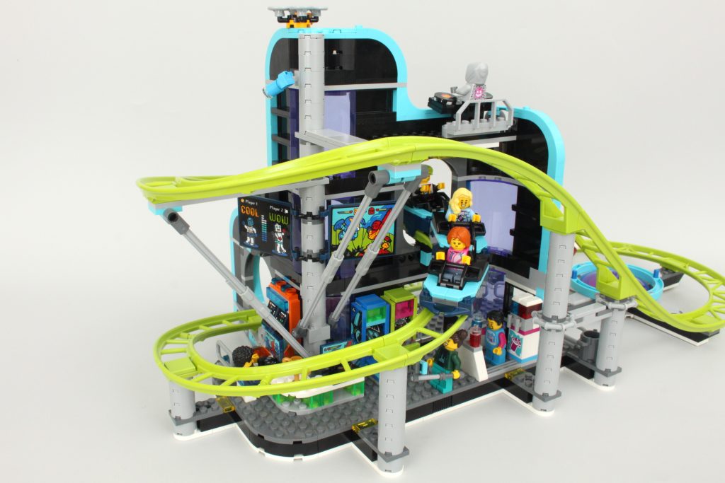 lego city 60421 Robot World Roller Coaster Park review 25 1024x683