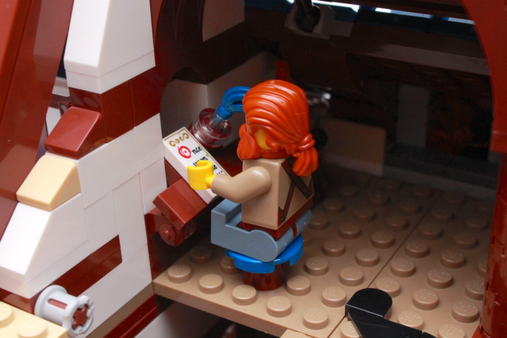 21325 Medieval Blacksmith review 19