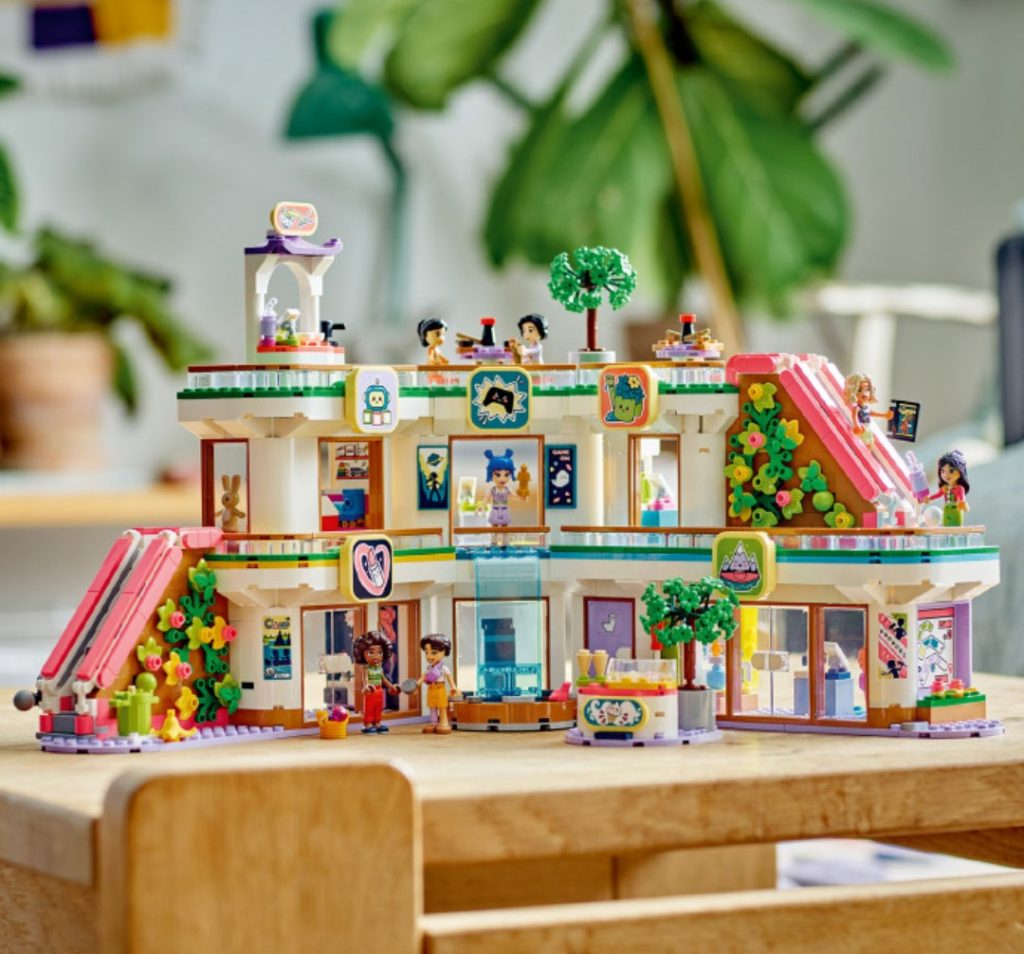 LEGO Friends 42604 Heartlake City Shopping Mall 7 1024x954