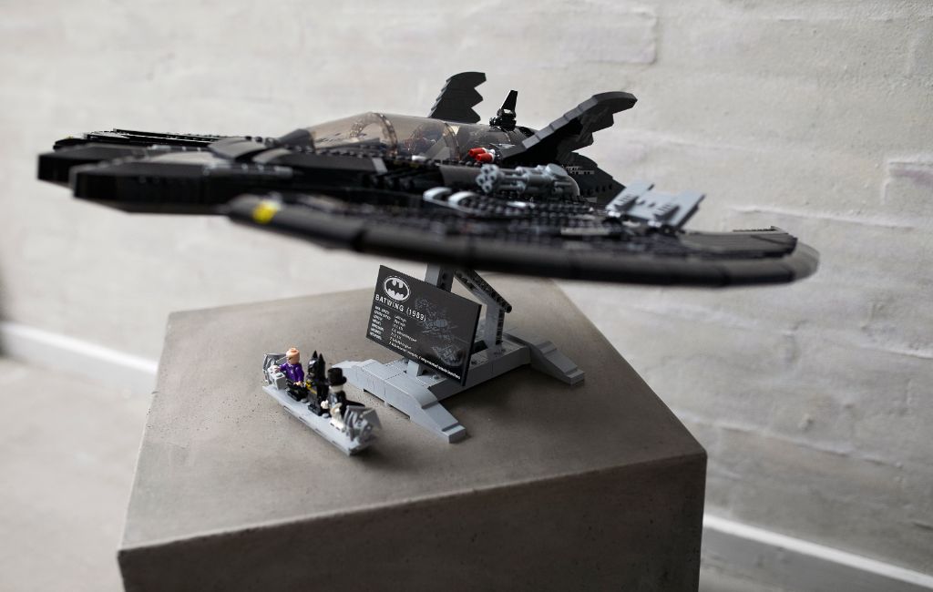 LEGO Batman 76161 1989 Batwing 21