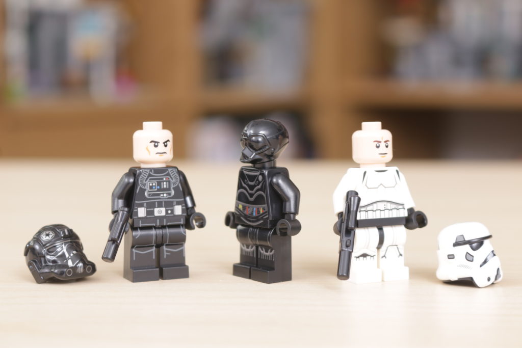 LEGO Star Wars 75300 Imperial TIE Fighter review 4