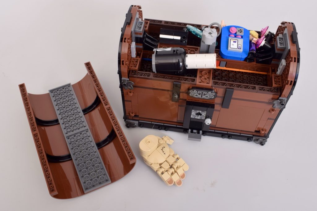LEGO Wednesday Things Apartment review 13 1024x683