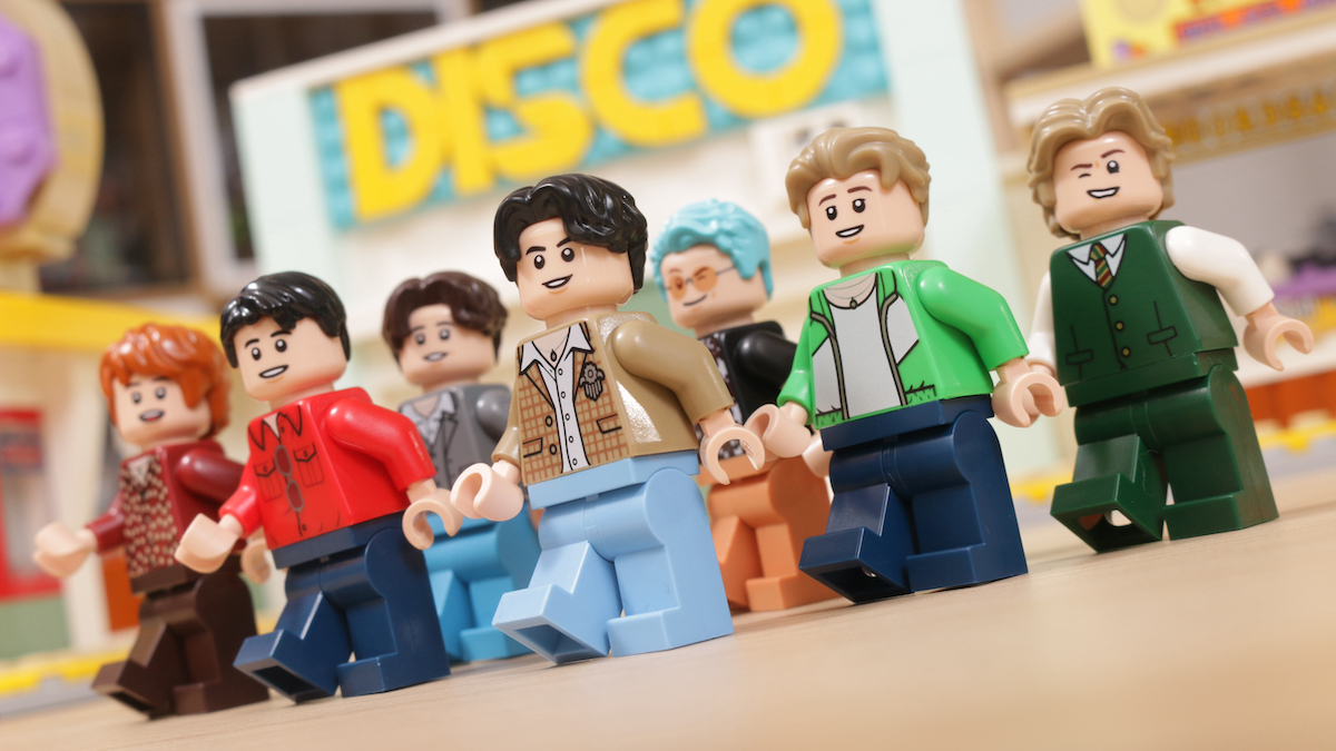 LEGO Ideas 21339 BTS Dynamite Bangtan Boys Jin Suga j hope RM Jimin V Jung Kook review title 3