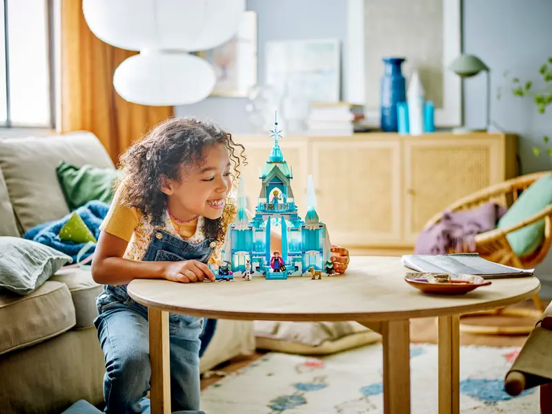 LEGO Disney 43244 Elsas Ice Palace Lifestyle