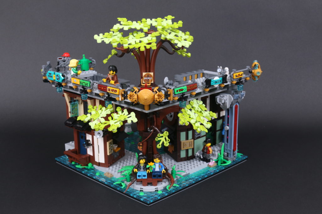 LEGO NINJAGO 71741 NINJAGO City Gardens review 62