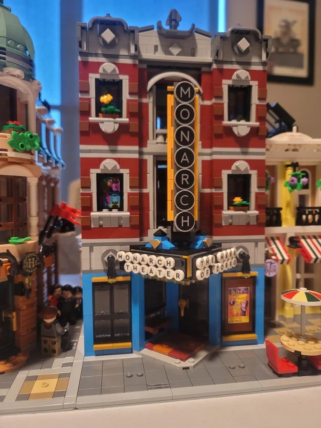 LEGO Icons 10312 Jazz Club DC modular reddit