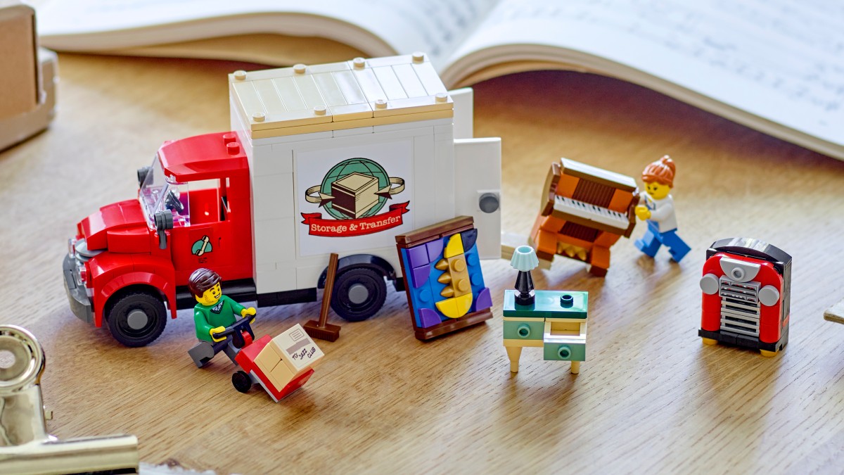 LEGO Icons 40586 Moving Truck GWP available now