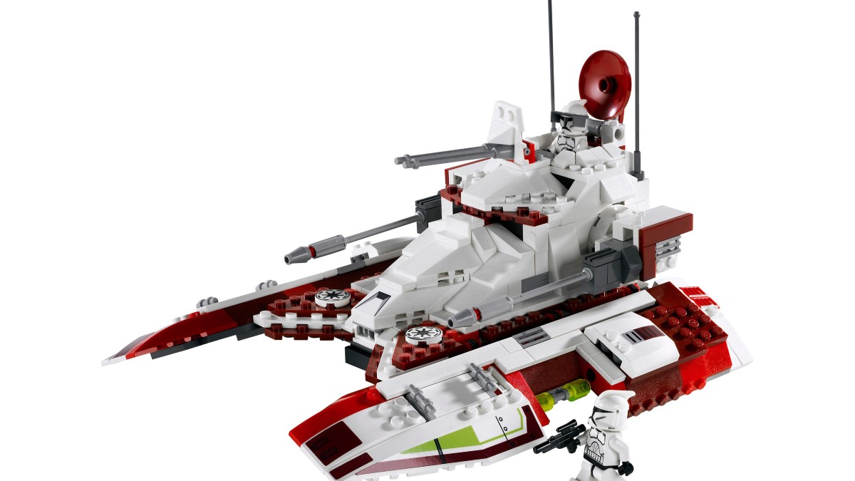 A new LEGO Star Wars tank may be coming in 2022