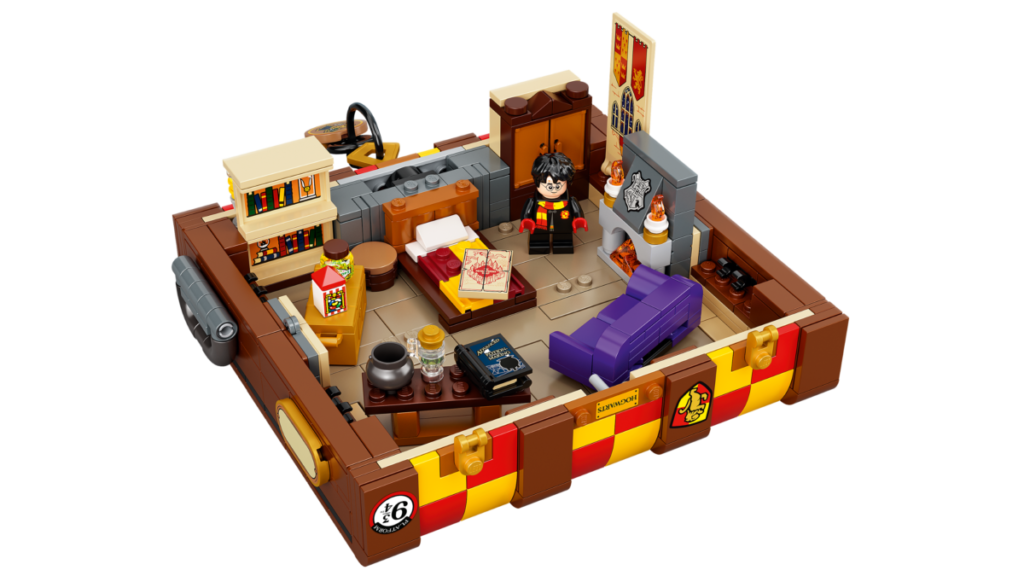 LEGO Harry Potter 76399 Hogwarts Magical Trunk 4 1024x576