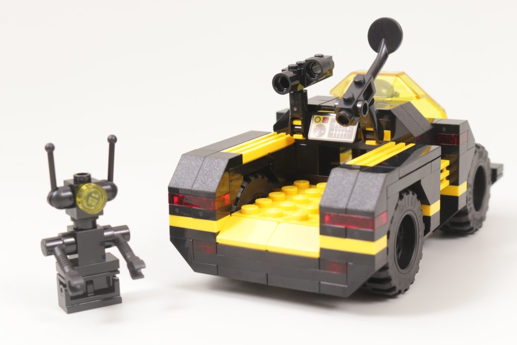 LEGO Icons 10355 Blacktron Renegade review 25 1024x683