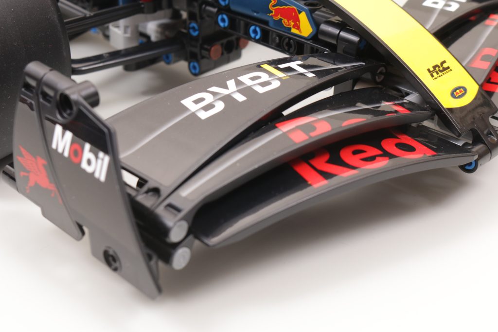 LEGO Technic 42206 Oracle Red Bull Racing RB20 F1 Car review 28 1024x683